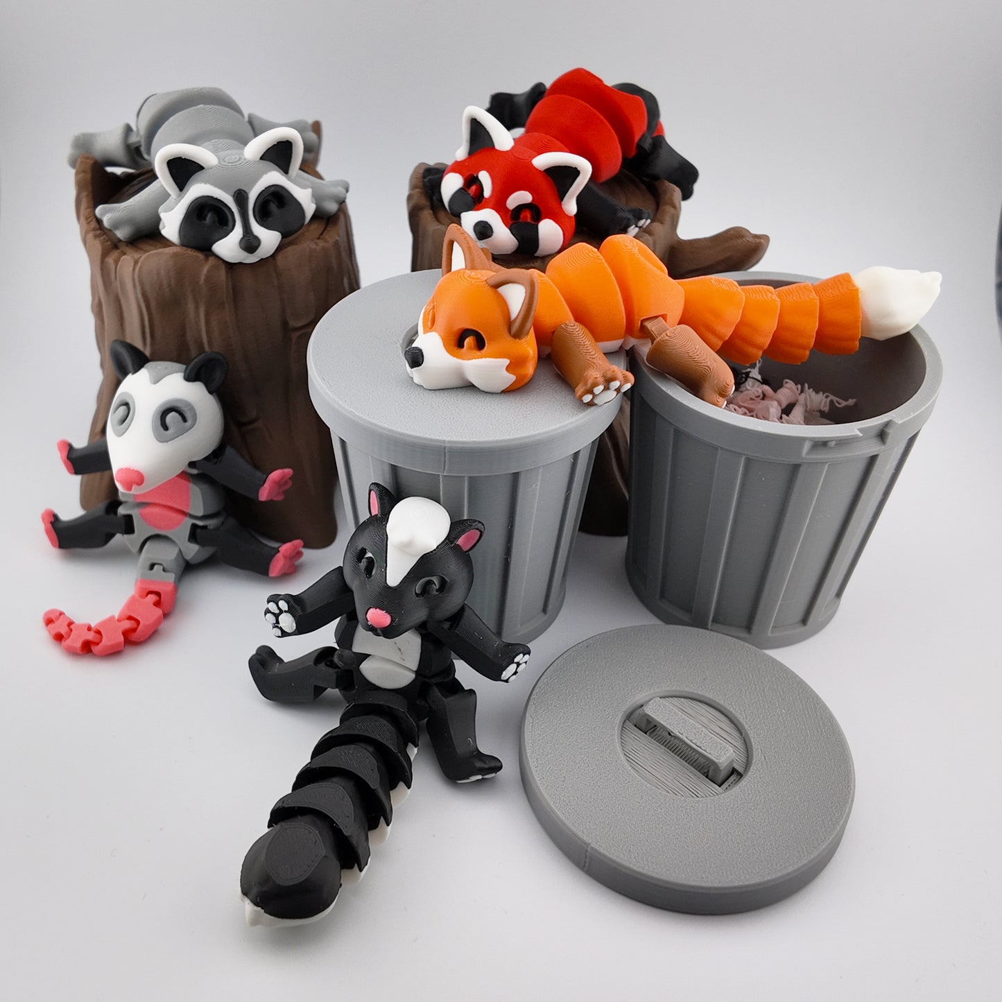 Trash Animals inkl. Mülltonne oder Baumstumpf | Sammelfiguren